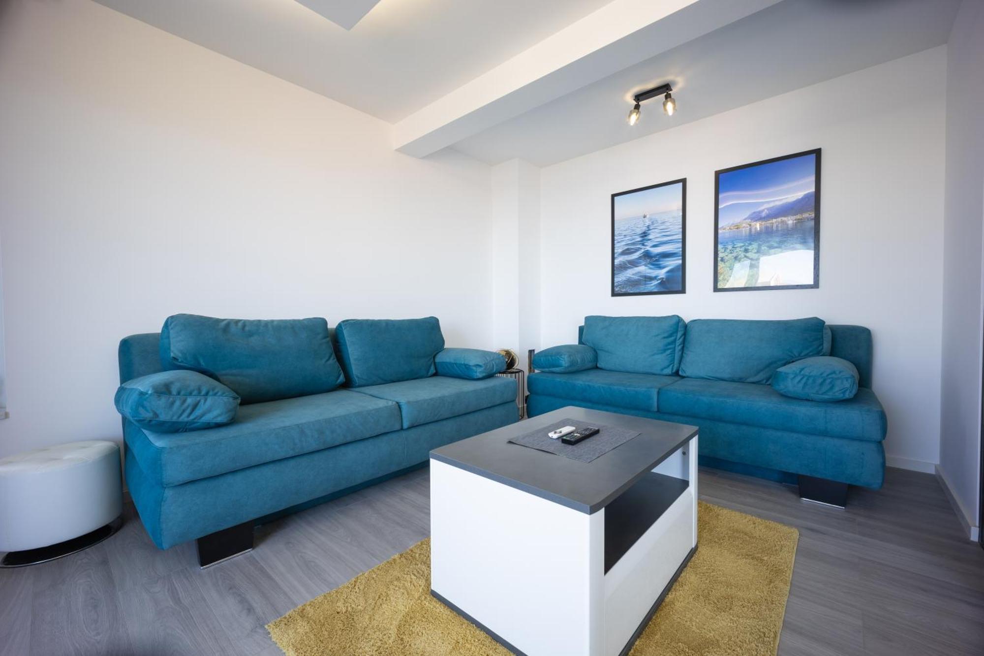 La Storia Apartments Макарска Экстерьер фото