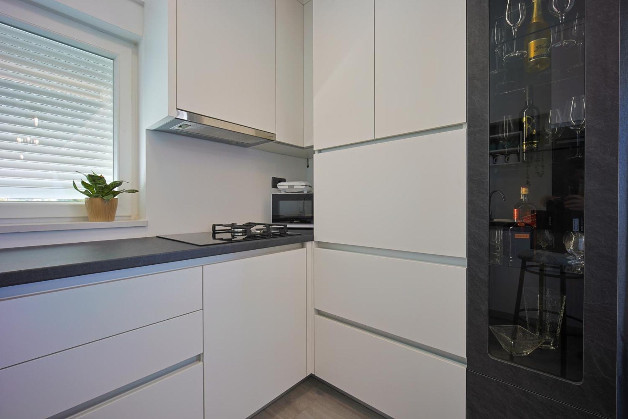 La Storia Apartments Макарска Экстерьер фото